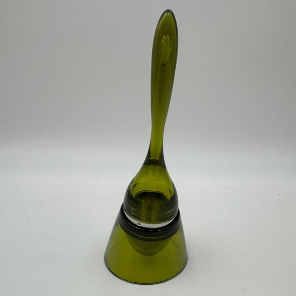 Vintage Retro Style Avocado Green Loose Leaf Tea Infuser with Stand - Picture 4 of 12